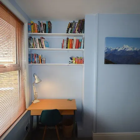 Modern 3 Bedroom Near Bedminster * Bristol