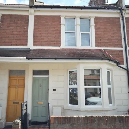 Modern 3 Bedroom Near Bedminster Bristol